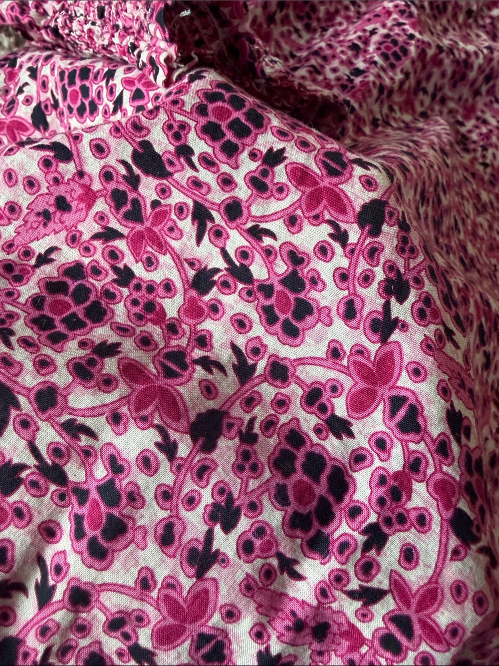 LOFT Pink Floral Henley Blouse with Smocked Cuffs - Picture 5 of 6